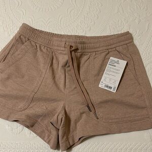Athleta Farallon Heathered Shorts, Size 12